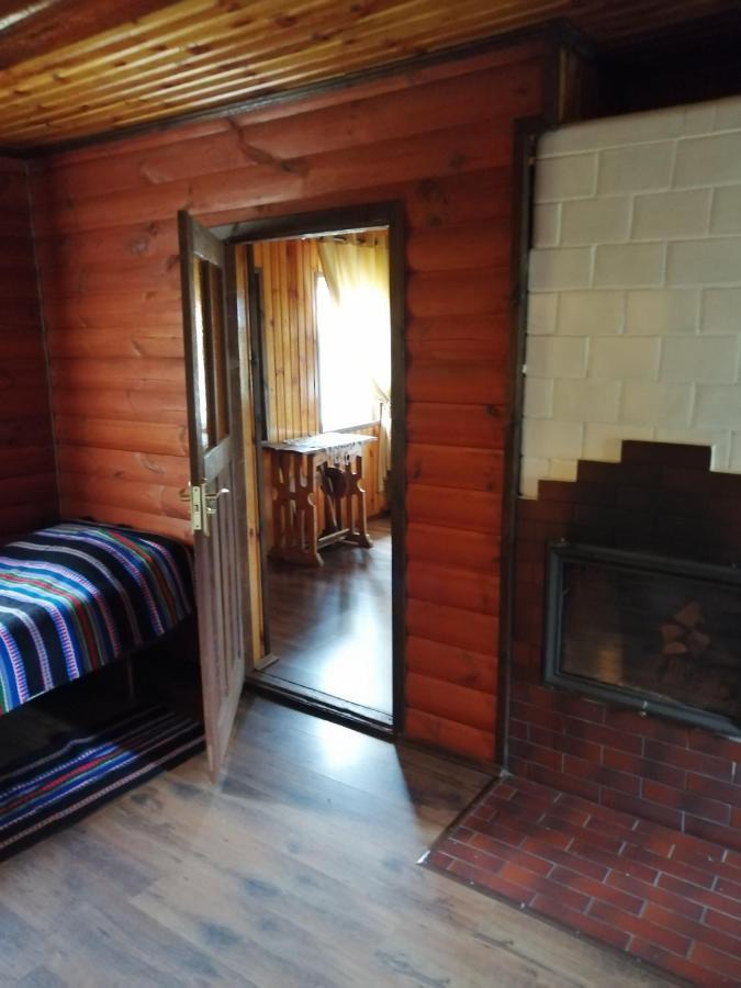 Usadba Kupalinka Hotel Ostrovo ภายนอก รูปภาพ