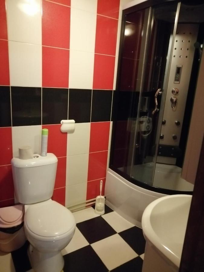 Usadba Kupalinka Hotel Ostrovo ภายนอก รูปภาพ