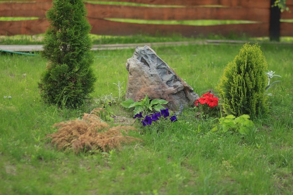 Usadba Kupalinka Hotel Ostrovo ภายนอก รูปภาพ