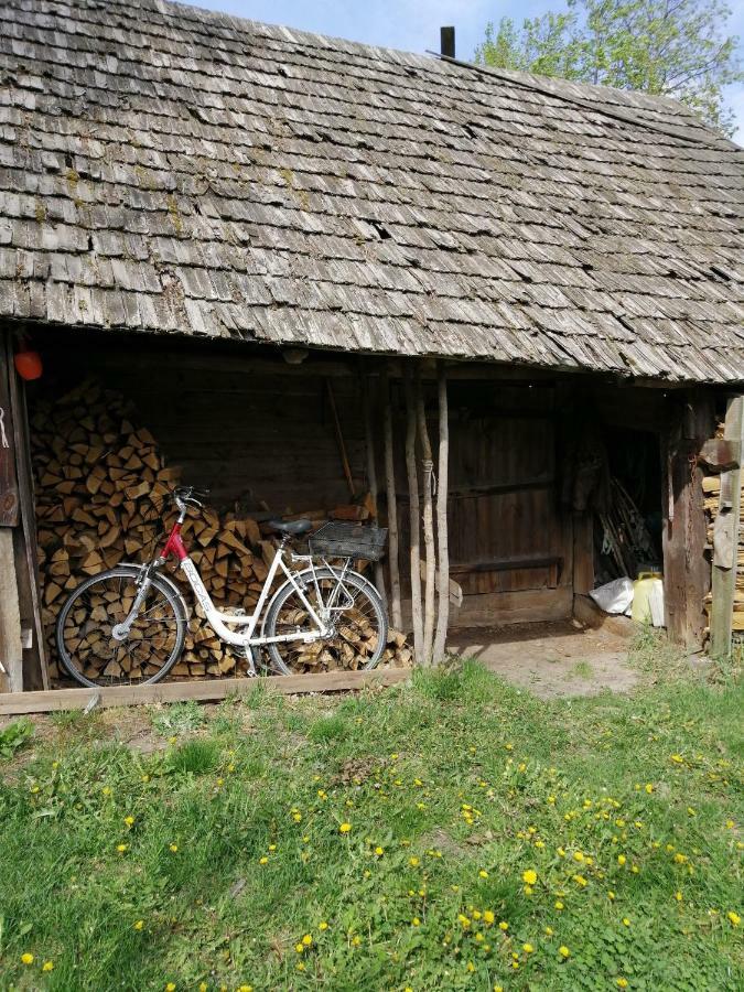 Usadba Kupalinka Hotel Ostrovo ภายนอก รูปภาพ